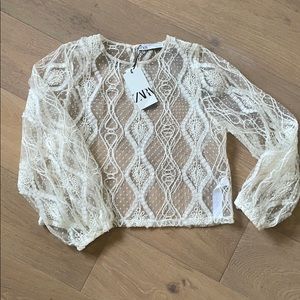 NWT Zara Sheer White Patterned Top in Size L